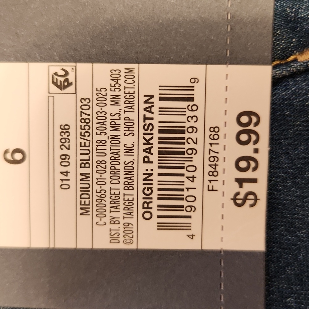 Universal Thread Jeans - Picture 3 of 3